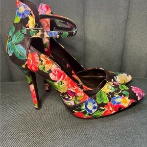 Charlotte Russe Multicolor Floral Heels